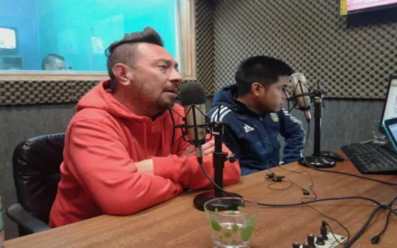 Adrián Valenzuela, periodista y precandidato a senador provincial. Foto: Fm Capital