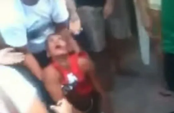 Ladrón se tragó lo que había robado y murió. Video