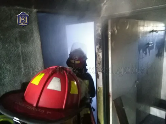 Bomberos sofocaron un incendio en Castañares