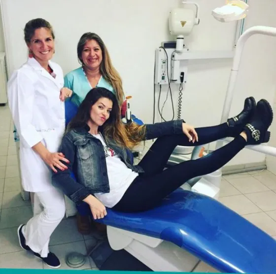 La China Suárez mostró su nueva dentadura