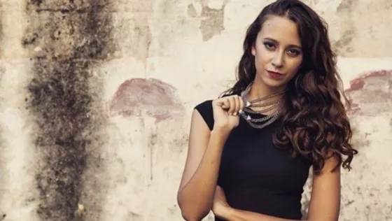 Naiara Awada festejó sus 50 mil seguidores con un topless