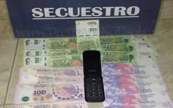 Realizaba compras con dinero falso