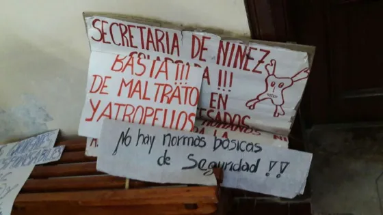 18 trabajadoras sociales marcharon por falta de recursos