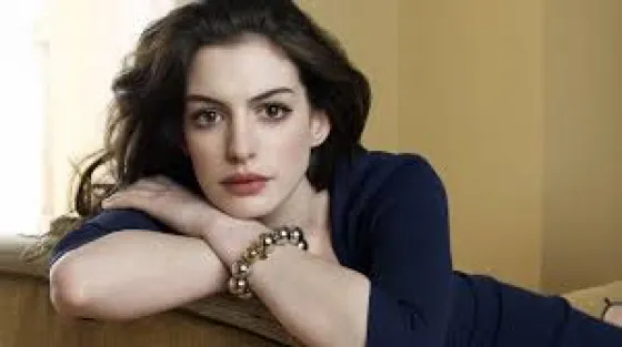 Salieron a la luz fotos íntimas de  Anne Hathaway