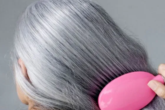 Gracias a un "error" científico descubren solución para las canas