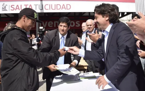 Sáenz: “No podemos obligar a los carreros a que entreguen el caballo”