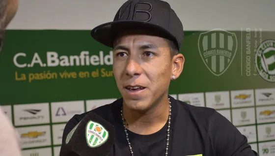 Brian Sarmiento la pifió: se tatuó una frase con un error