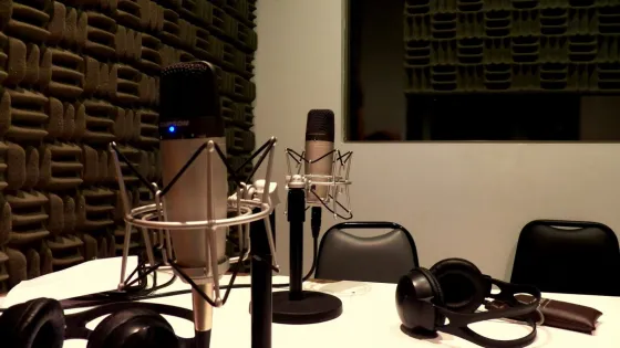 Radio: Contó al aire que abusó de una mujer y los conductores se rieron. Audio