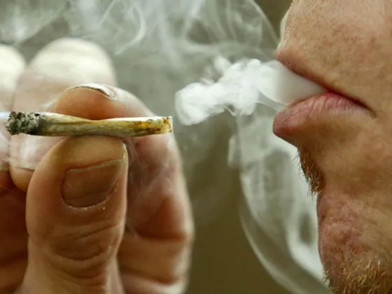 Internaron a una beba de 5 meses intoxicada con marihuana