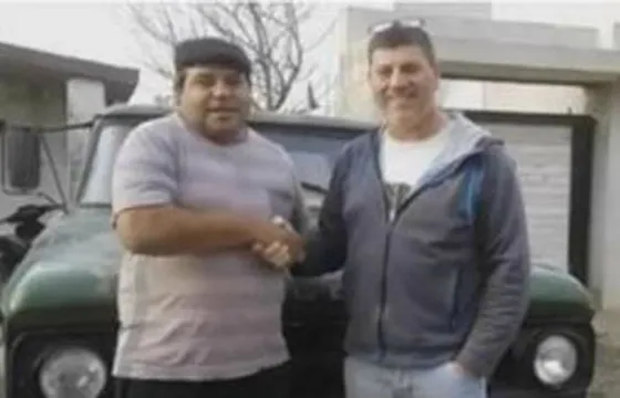 Emocionante: Sorteó su camioneta para operar a su esposa y lo sorprendieron