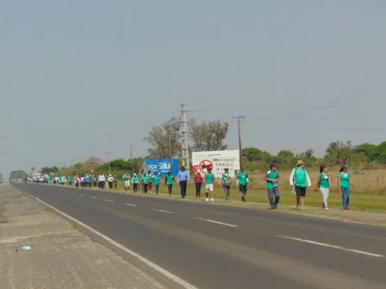 700 peregrinos caminarán 8 días para renovar su pacto de fe