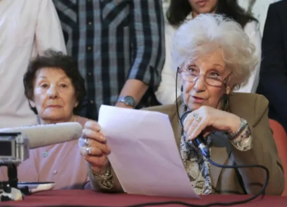 De Carlotto: "Patricia Bullrich es una gendarme mala"