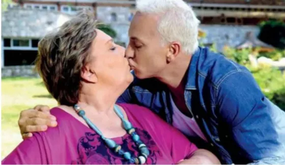 Murió la madre de Flavio Mendoza