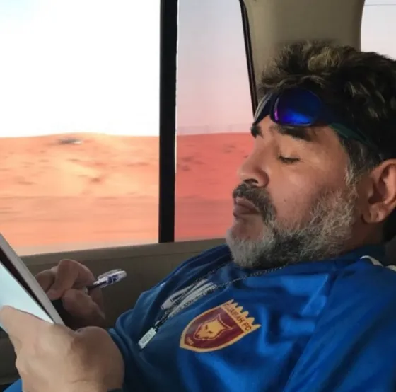 El debut de Diego Maradona en Instagram: subió 20 fotos en una hora