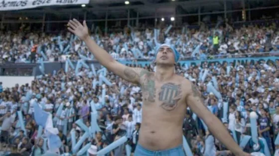 ¡Insólito! Un hincha de Racing se tatuó a la hija del presidente