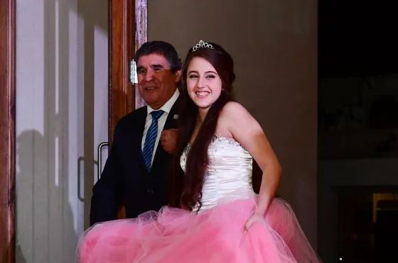 Una argentina celebró sus 15 años con el padre de la bebe que le donó su corazón