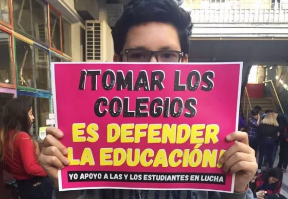 Buenos Aires: Son 30 los colegios tomados y se sumarían mas