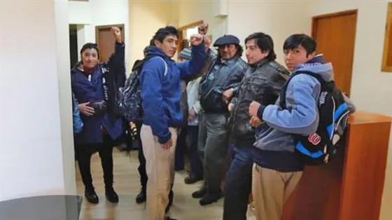 Caso Santiago Maldonado: mapuches ocupan el juzgado de Esquel