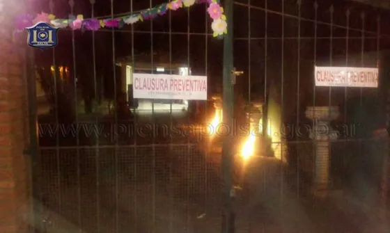 Clausuraron una fiesta clandestina en Vaqueros
