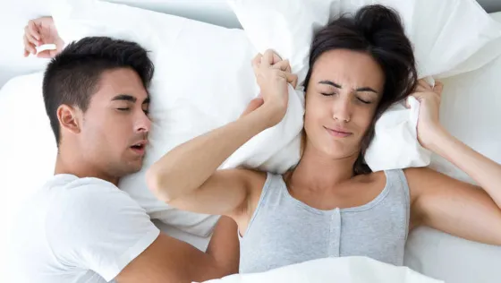 Revelan el truco para dejar de roncar