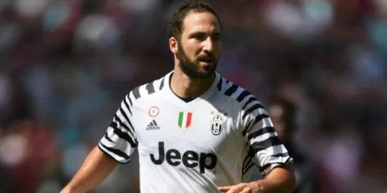 Higuain se tatuó una frase del “Che” Guevara