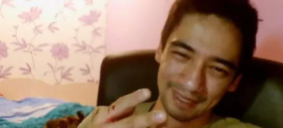 Murió un bloguero picado por una mamba negra. Video