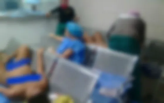 Se filtran imágenes de parturientas en una sala de espera. Fotos