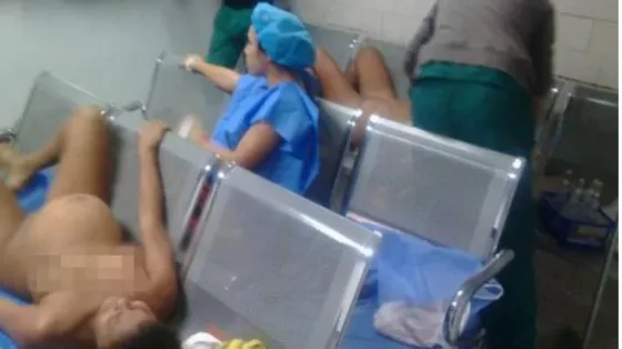 Indignantes imágenes: Así atienden a las embarazadas en Venezuela