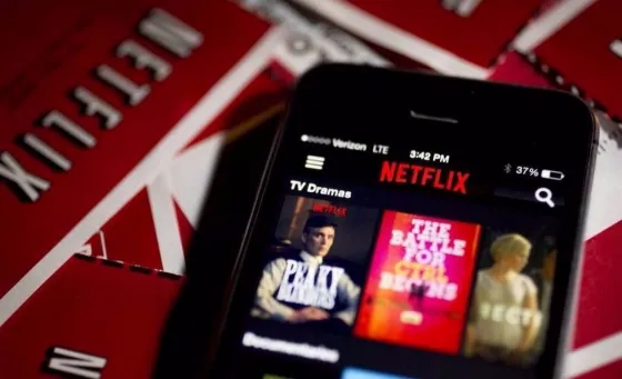 Conocé las series que eliminará Netflix este mes