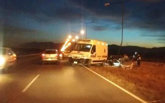 Tremendo vuelco en la circunvalación Oeste