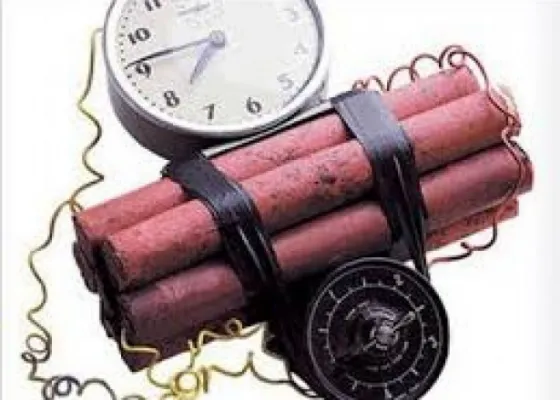 Dos mayores y un menor detenidos por las amenazas de bomba