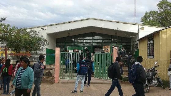 TERRIBLE: Un niño de 12 años entró armado a su Escuela