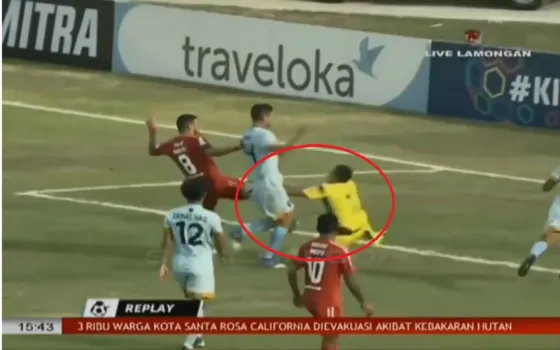 Jugador indonesio muere tras chocar con un compañero