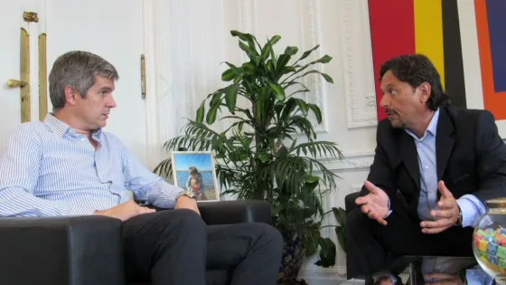 Sáenz cierra la campaña junto a Marcos Peña