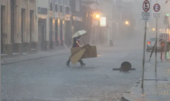 ALERTA meteorológica: se viene una tormenta