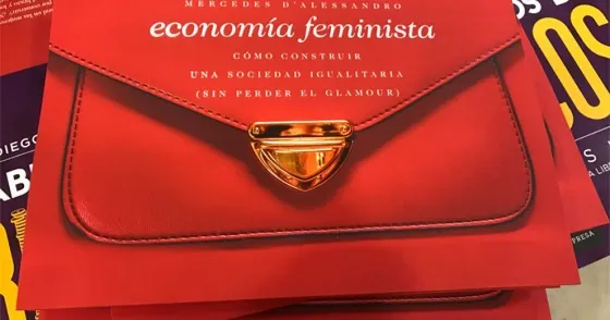 Presentan el libro Economía Feminista