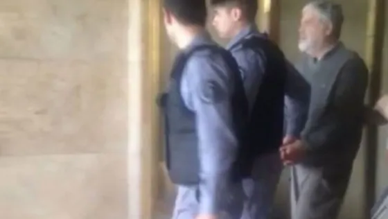 La foto que muchos esperaban: De Vido Preso