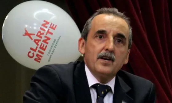 Condenaron a Guillermo Moreno por comprar mercadería en contra de Clarín