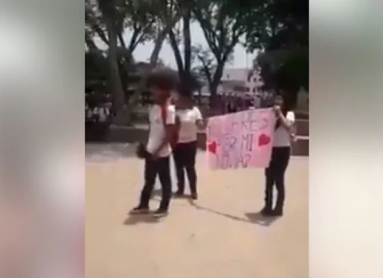 Mirá la declaración de amor de este adolescente salteño. Video