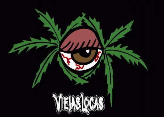 Entregaron mochilas con dibujos de hojas de marihuana