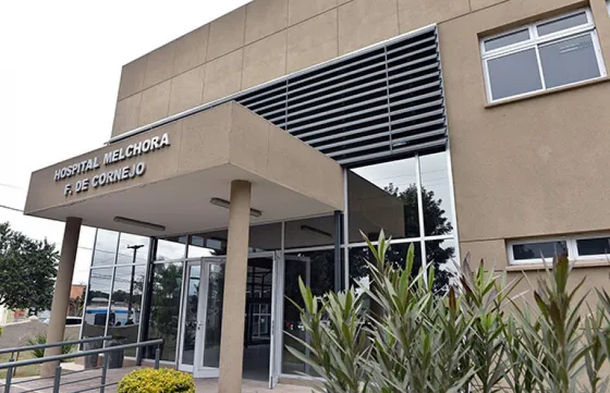 Entregan prótesis dentales a personas sin cobertura social