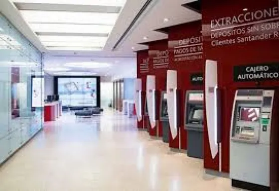 El lunes todos los bancos estarán cerrados