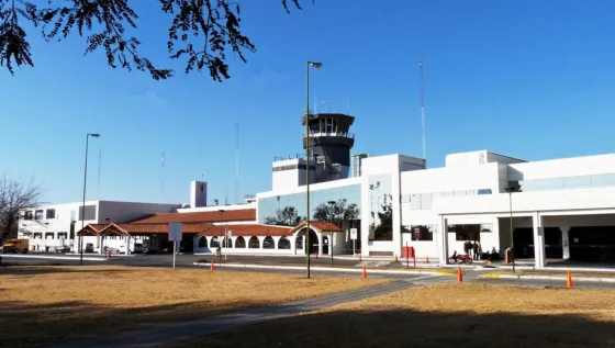 El aeropuerto permanecerá cerrado mañana