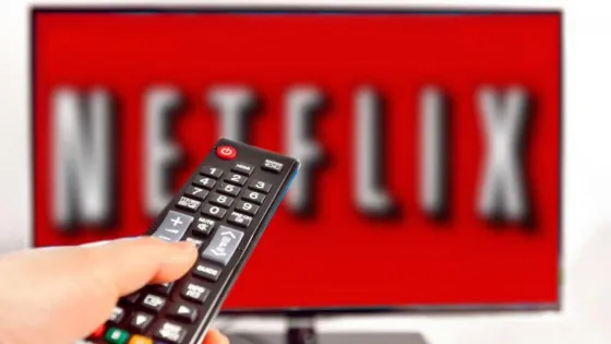 Se robó un Smart, se conectó a Netflix y lo atraparon