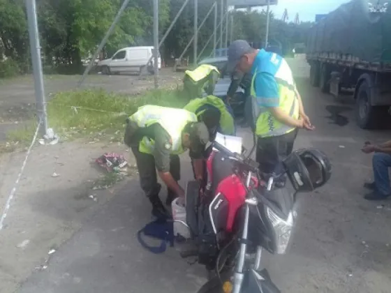 Detienen a un hombre que llevaba cocaína en su morral