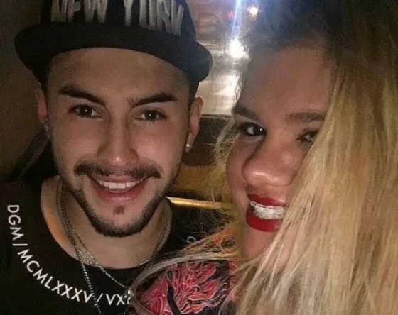 Morena Rial y su novio en un baño muy caliente