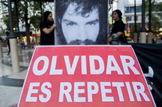 Santiago Maldonado: Identificaron a quien filtró las fotos del cadáver