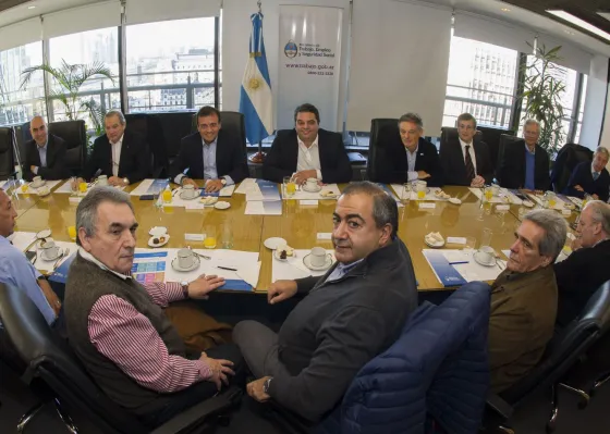 Reforma laboral: La CGT acordó con el Gobierno