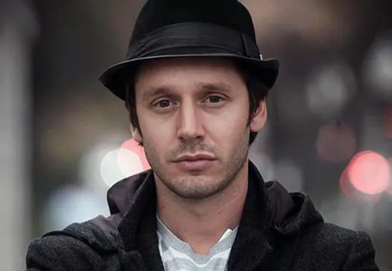 Vicuña salió a bancar a la China Suárez