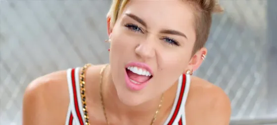 Miley Cyrus habló sobre los rumores de embarazo y dijo algo asqueroso